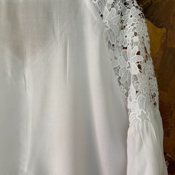 HOLLISTER Cotton Blend Inset Lace White Bohemian Top NWT - Picture 15 of 16